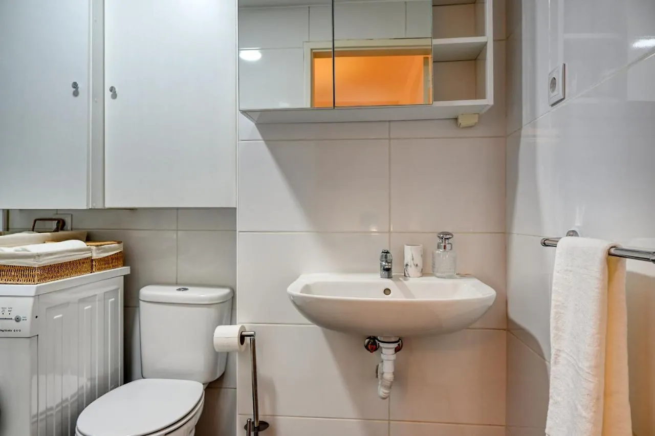 Apartment Blue Wave, A Home In Madeira Funchal